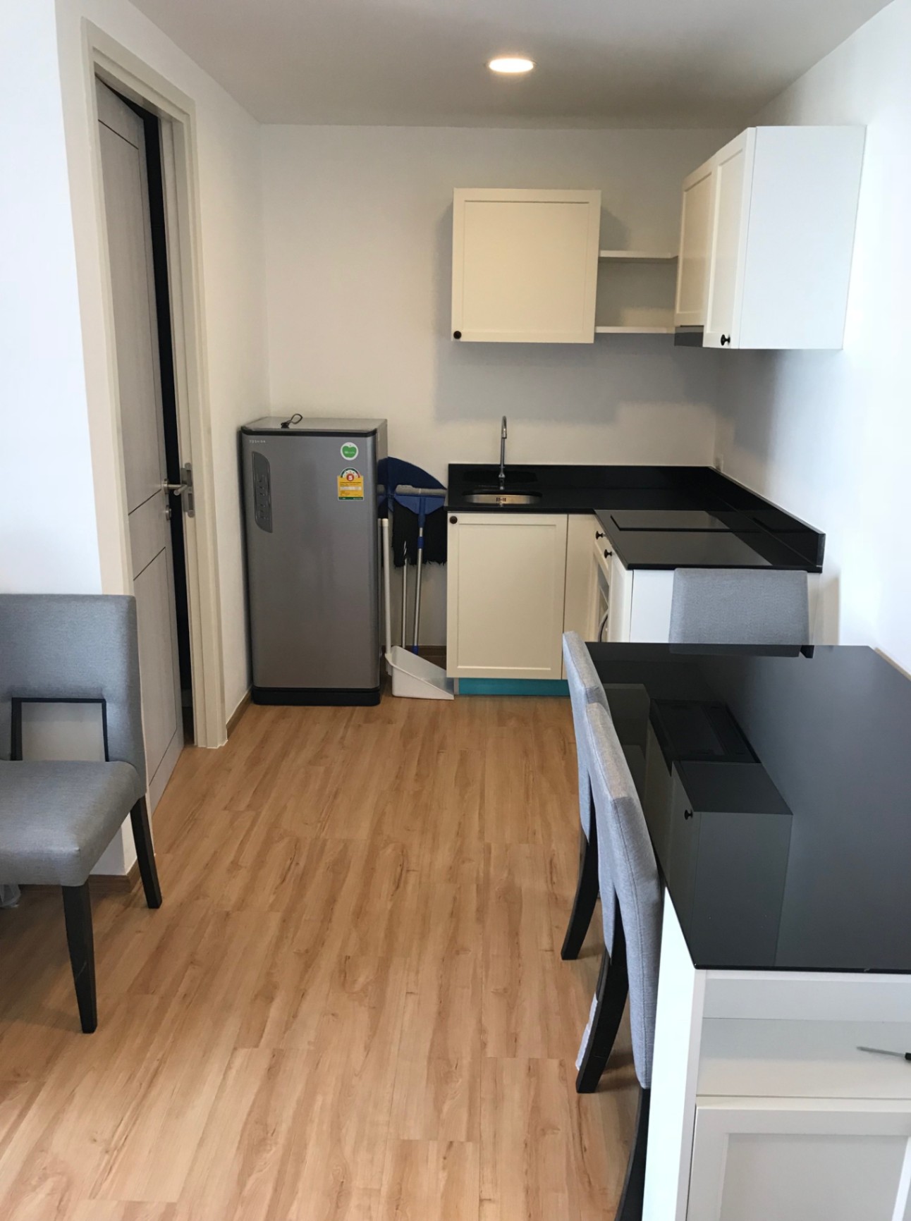 1 Bedroom Condo For Sale in Wat Phraya Krai, Bang Kho Laem, Bangkok - Image 2