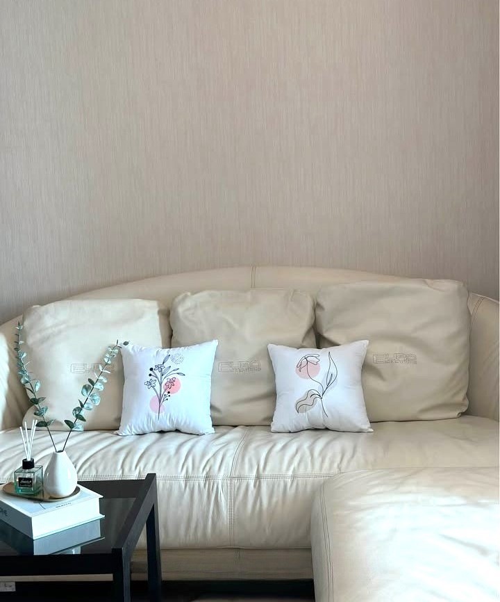 Ivy Thonglor 23 - Image 1