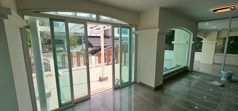 4 Bedroom House For Sale in Saen Saep, Min Buri, Bangkok - Image 8