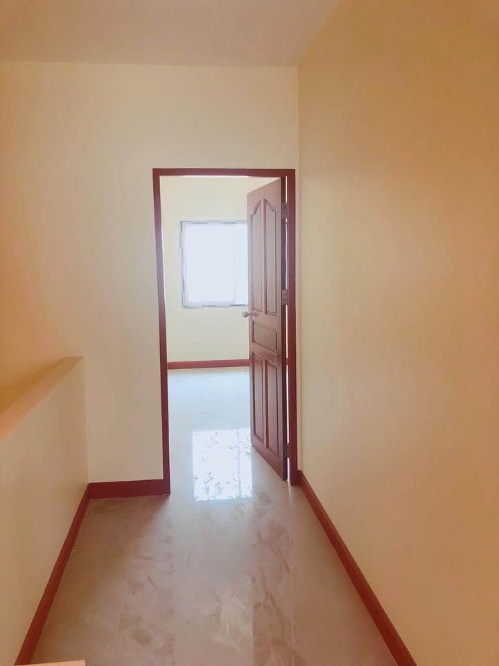 3 Bedroom Townhouse For Sale in Tha Sala, Mueang Chiang Mai, Chiang Mai - Image 5
