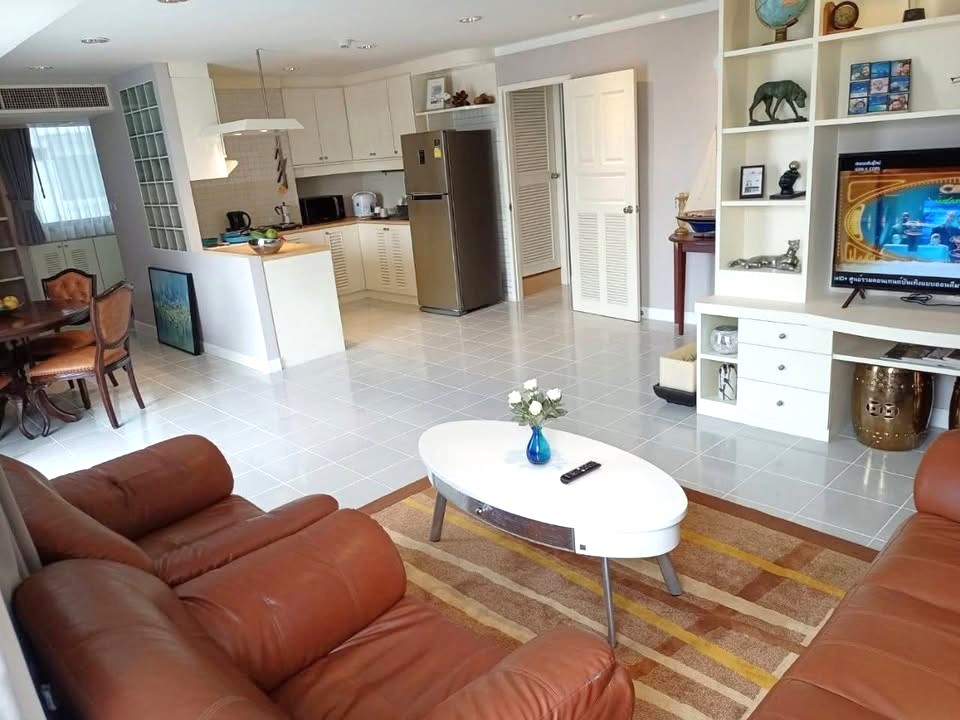 Supalai Place Condominium MAM (Sukhumvit 39 Phrom Phong) - Image 5