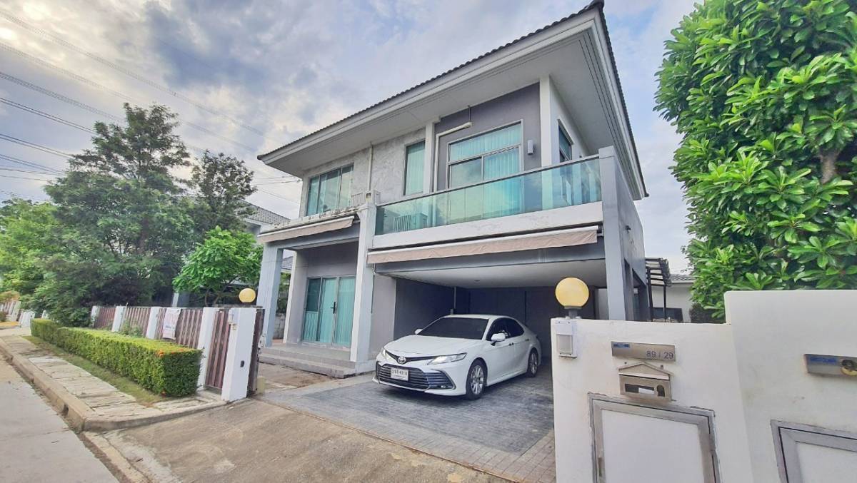 4 Bedroom House For Rent in Khlong Song Ton Nun, Lat Krabang, Bangkok - Image 1