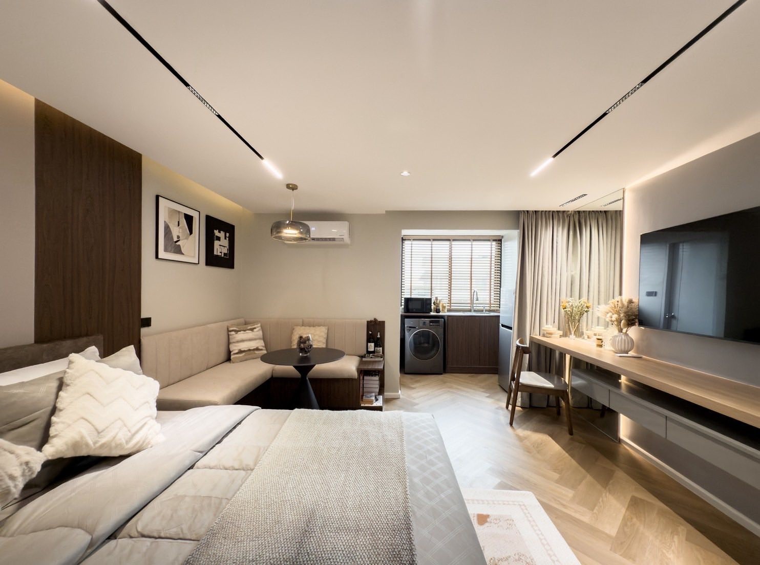 103 Condominium 2 (Soi 12) - Image 1