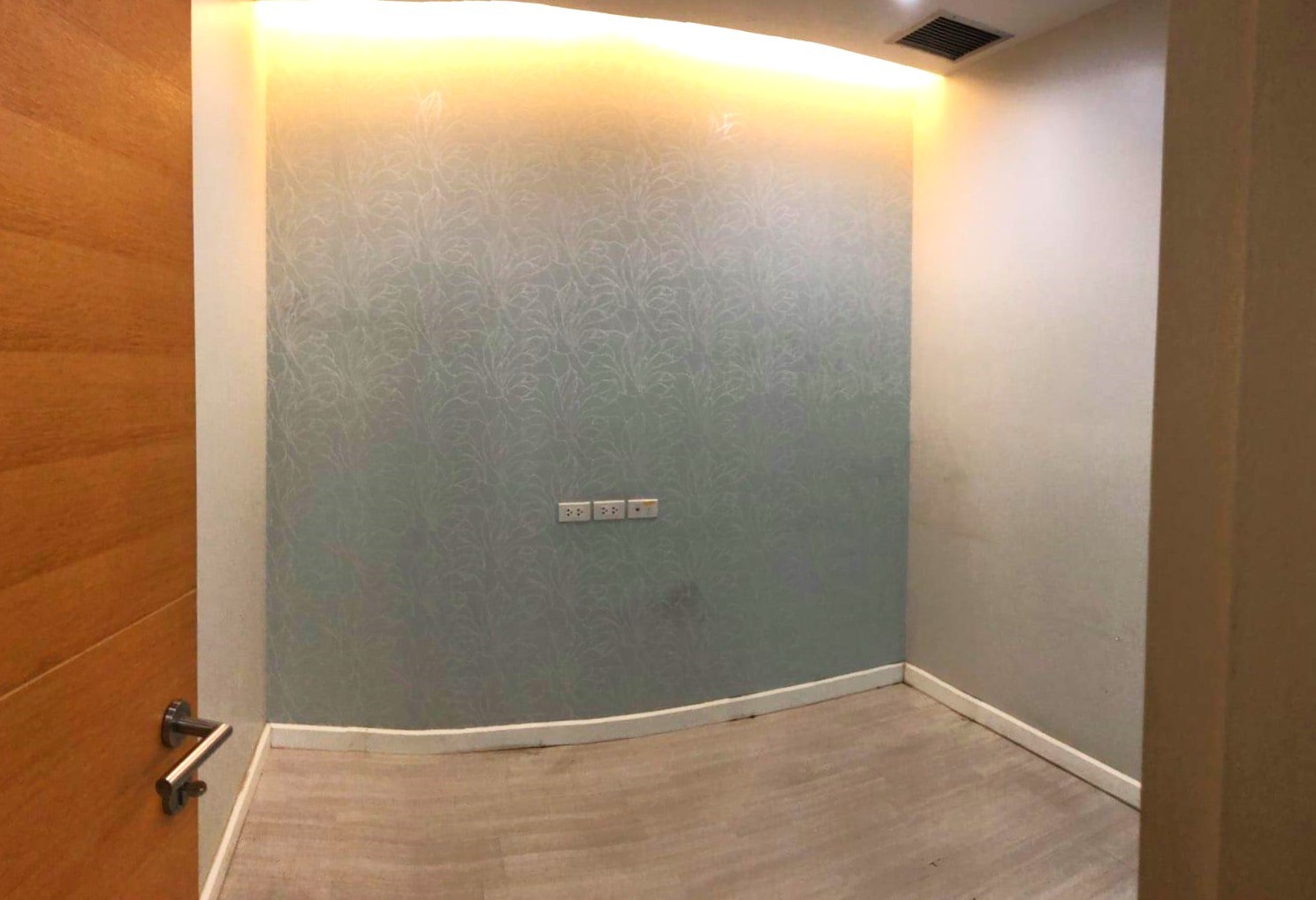  Retail Space  in Bang Na, Bang Na, Bangkok - Image 3