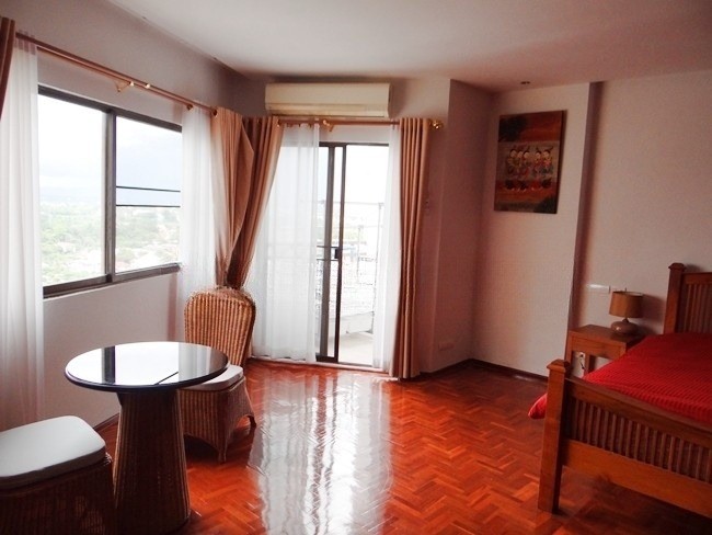 Riverside Condo - Image 5