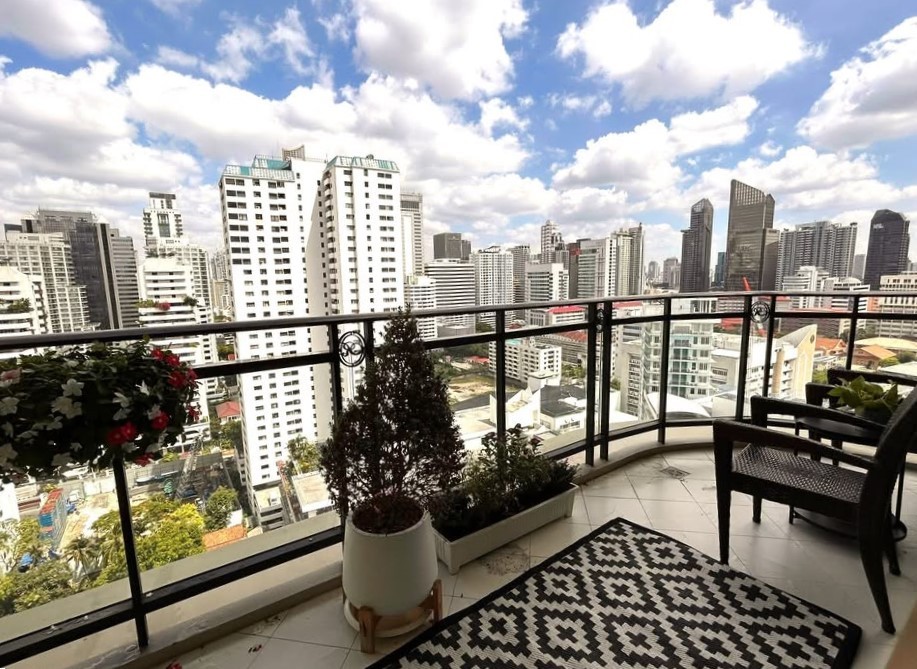 Royce Private Residences - Image 3