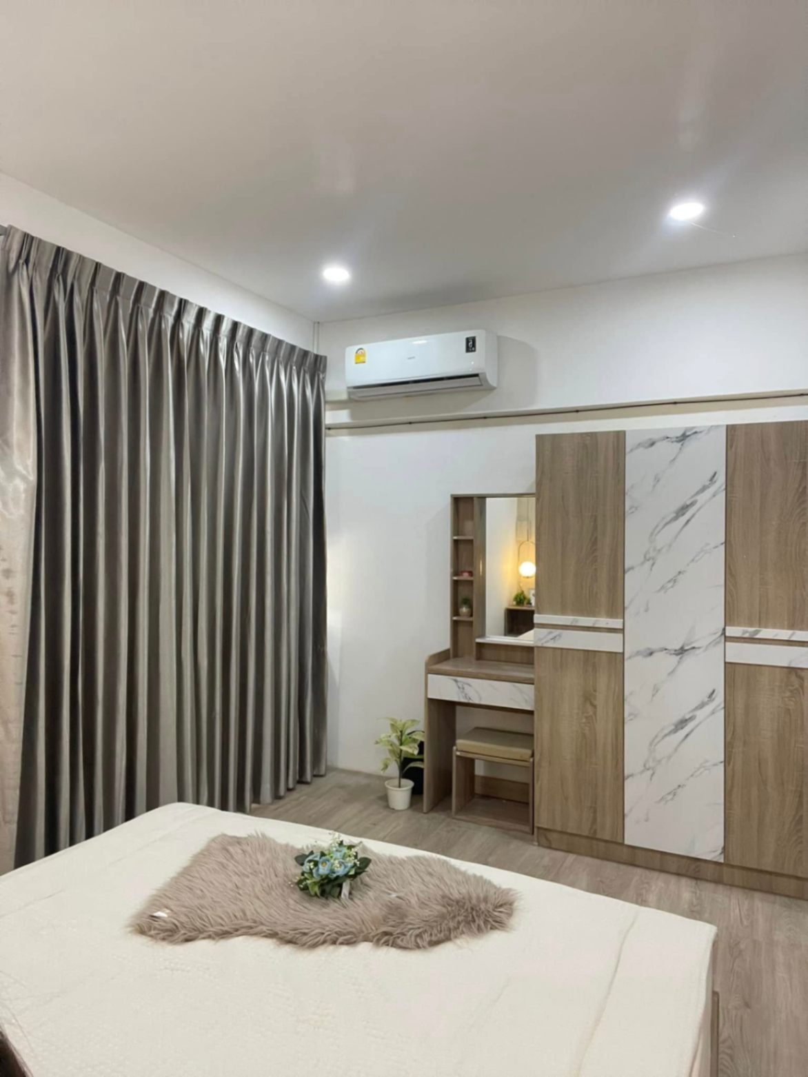 PP Condo - Image 16