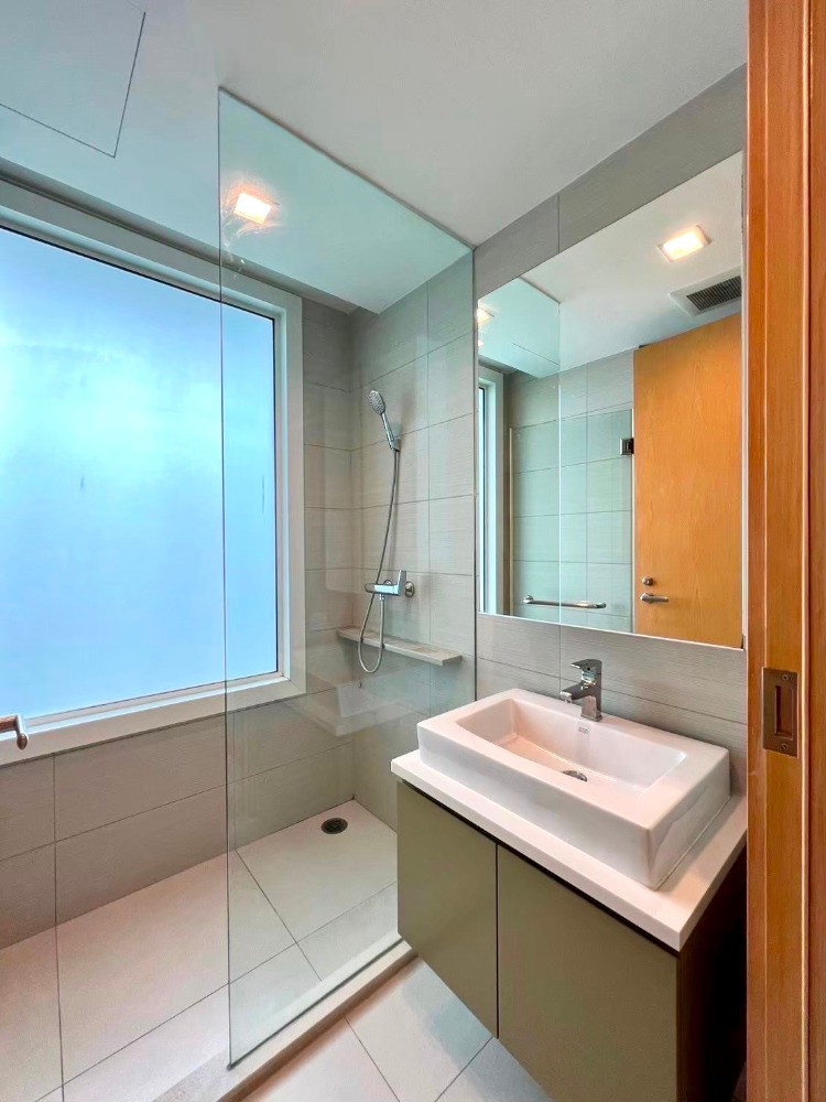 Siri at Sukhumvit Condominium - Image 6