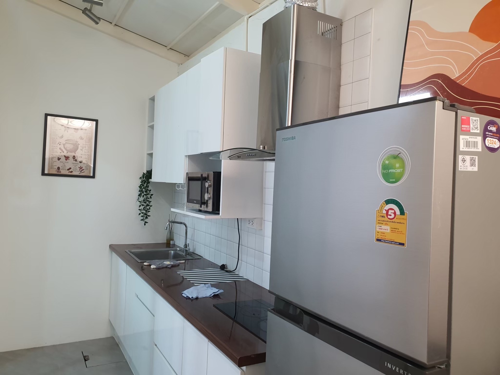3 Bedroom Townhouse For Sale in Saphan Sung, Saphan Sung, Bangkok - Image 6