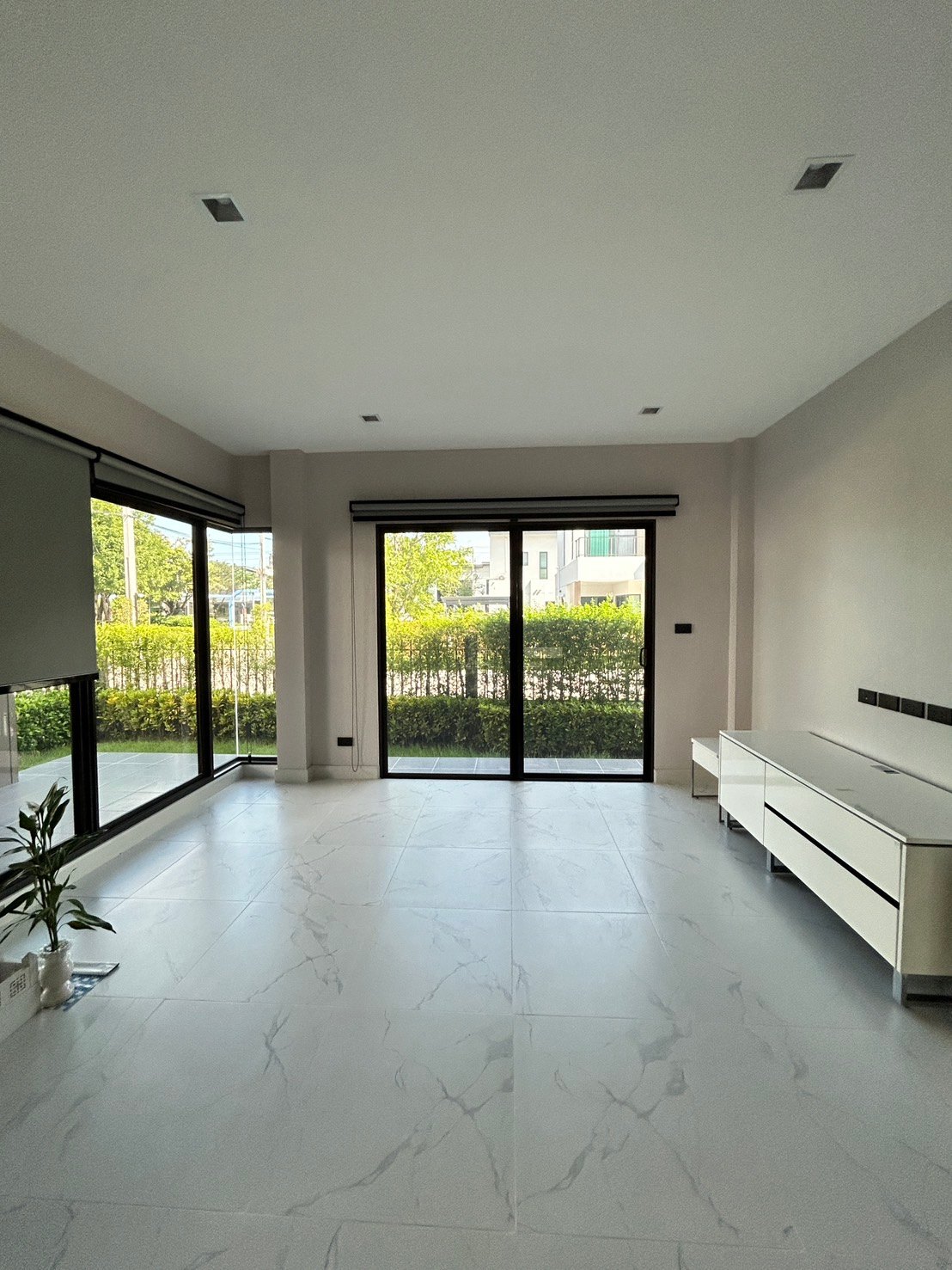 5 ห้องนอน บ้านเดี่ยว สำหรับขาย ใน คลองสองต้นนุ่น, ลาดกระบัง, กรุงเทพมหานคร - Image 2