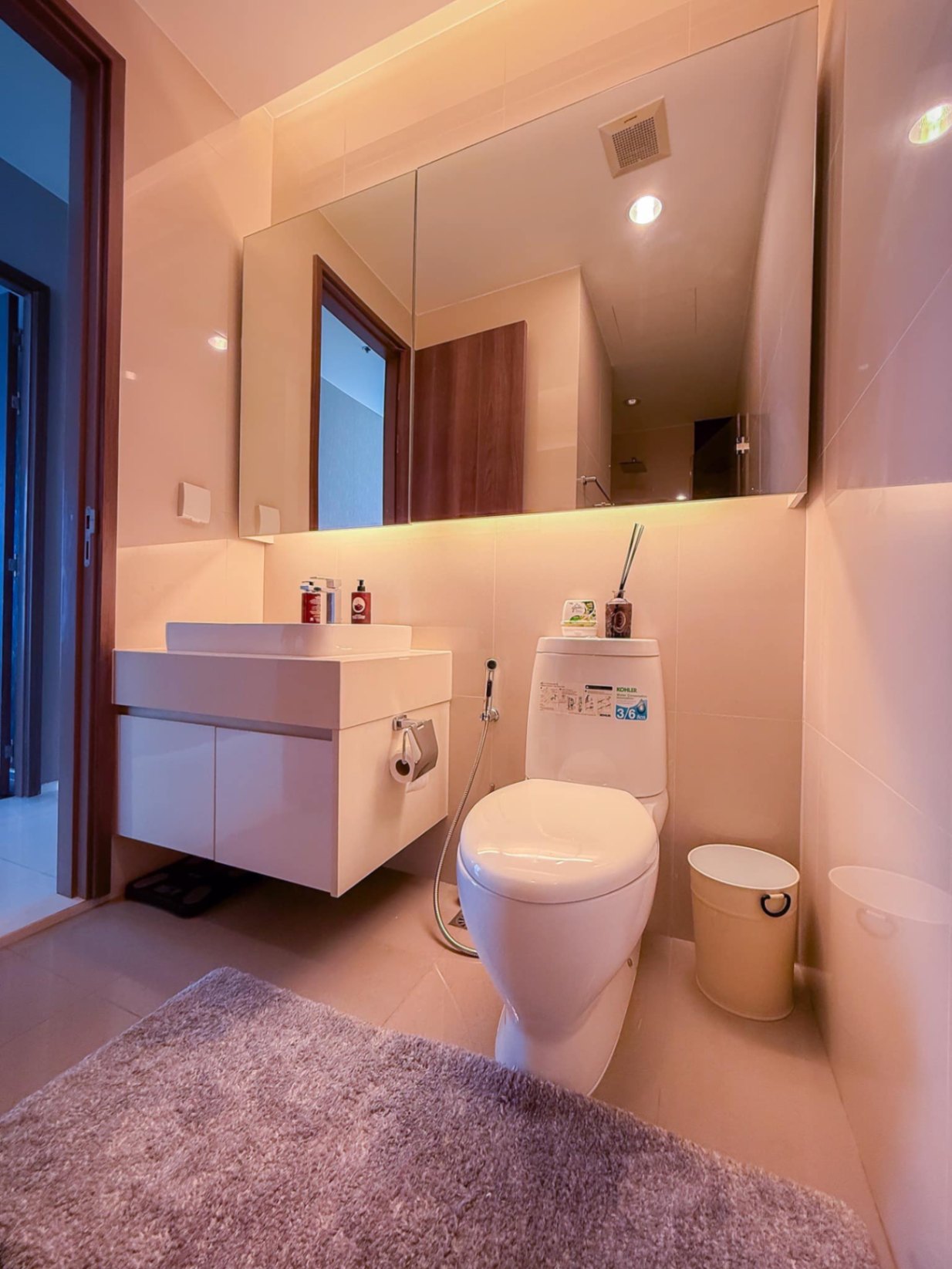3 Bedroom Condo For Sale in Wat Phraya Krai, Bang Kho Laem, Bangkok - Image 8