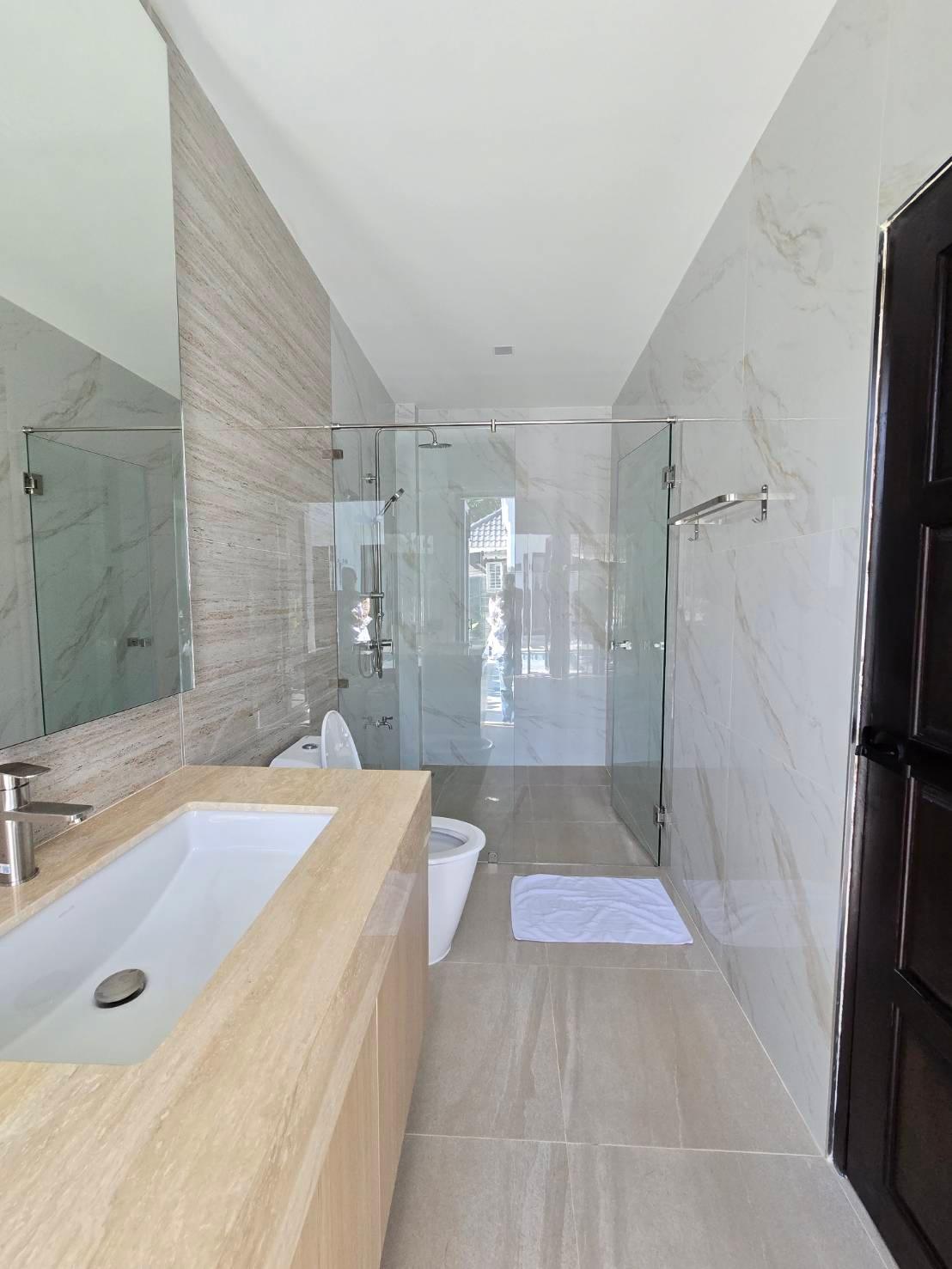 3 Bedroom House For Sale in Nong Khwai, Hang Dong, Chiang Mai - Image 8