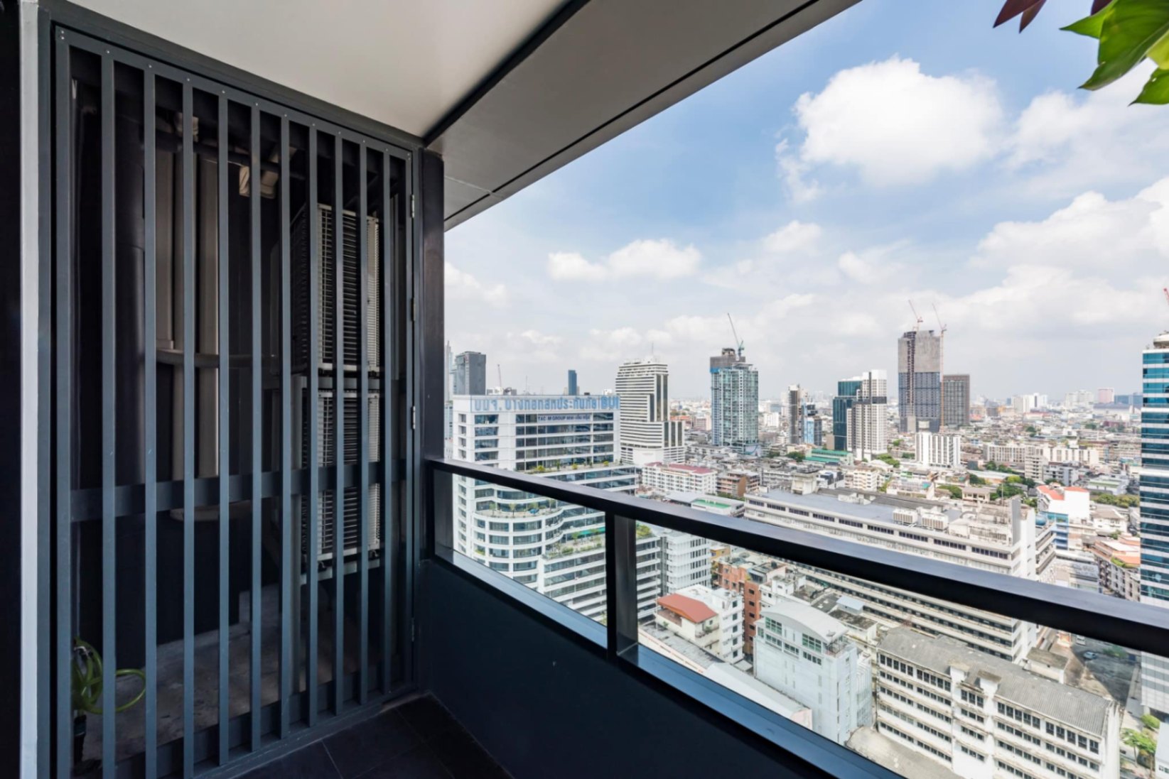 M Silom - Image 6