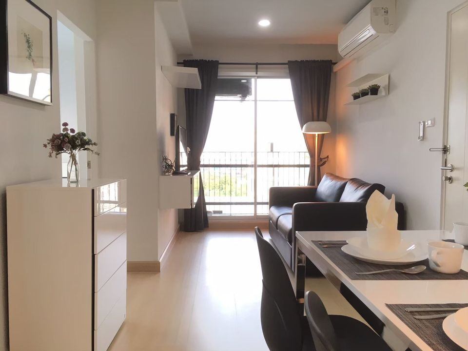 Deco Condominium - Image 1