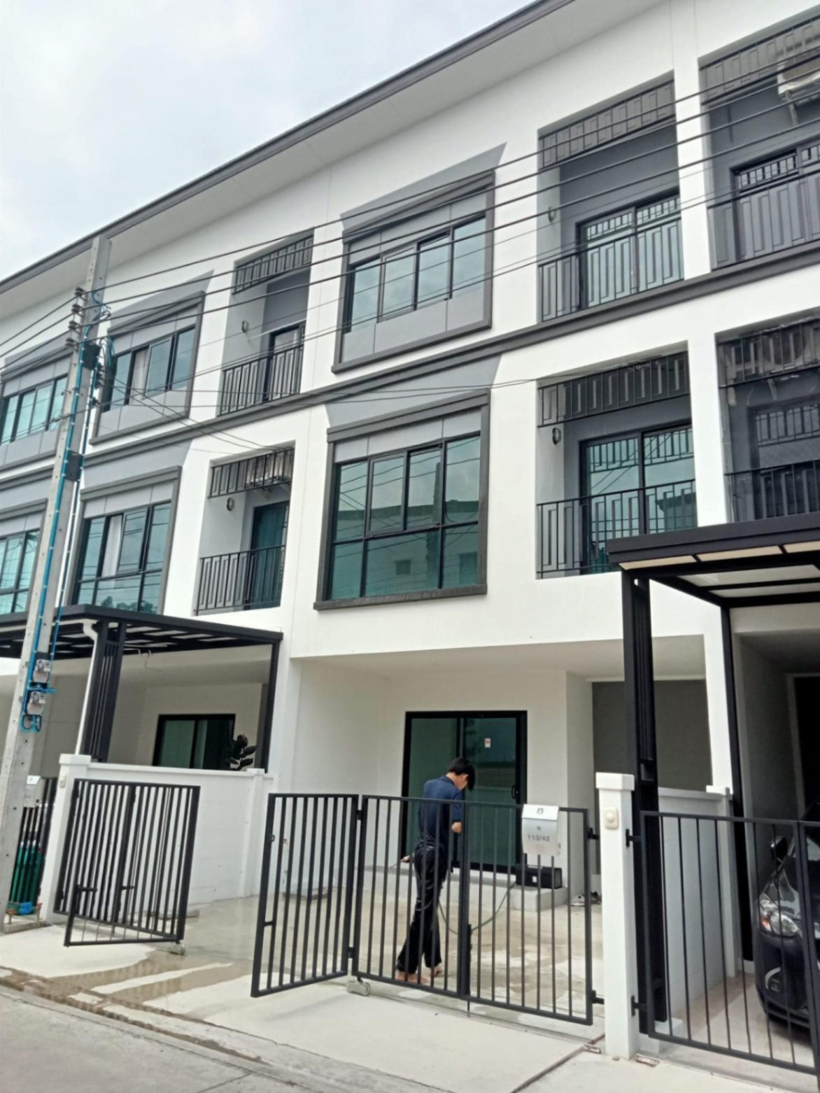 LUMPINI TOWNPLACE SUKHUMVIT - SRINAKARIN - Image 1
