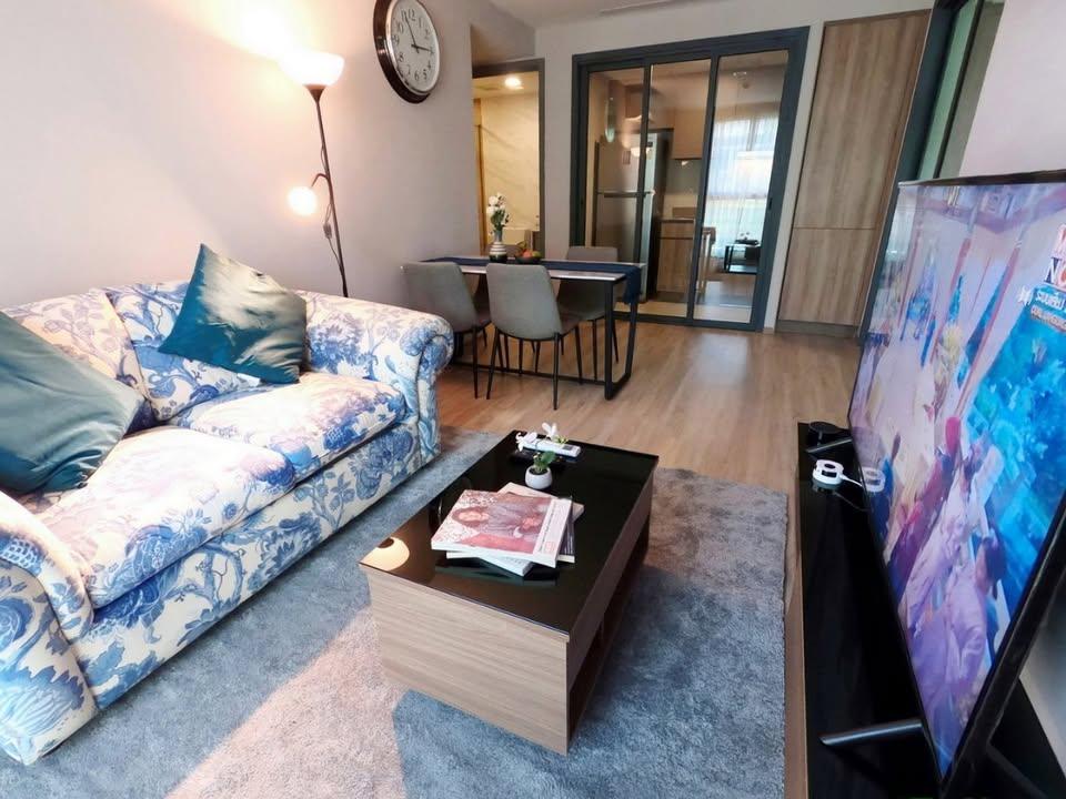 Taka Haus Ekkamai 12 - Image 2
