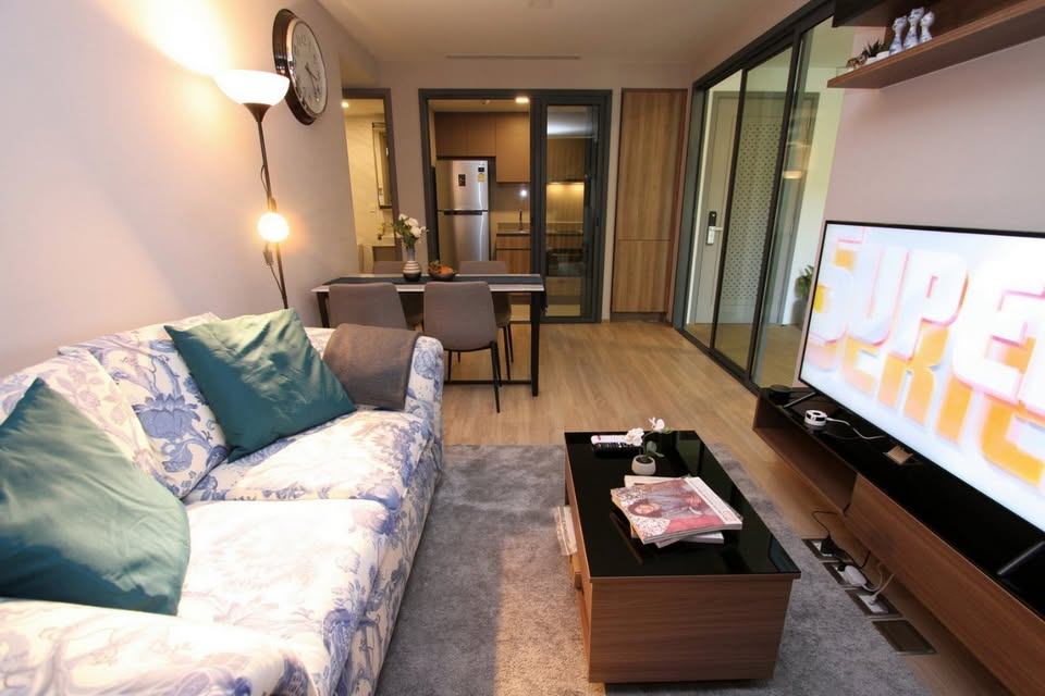 Taka Haus Ekkamai 12 - Image 3