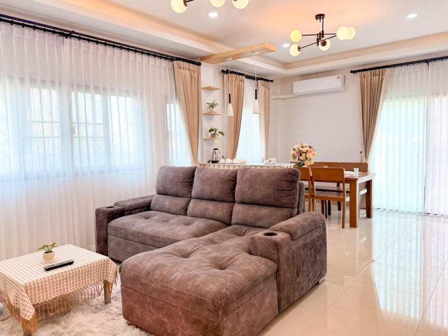 3 Bedroom House For Sale in Pa Daet, Mueang Chiang Mai, Chiang Mai - Image 2