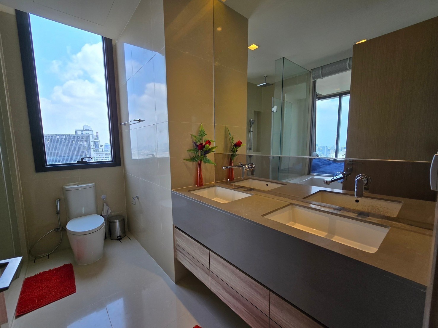 THE ESSE Asoke - Image 5