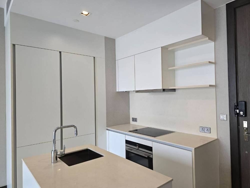 Q1 Sukhumvit Condo by Q House - Image 12