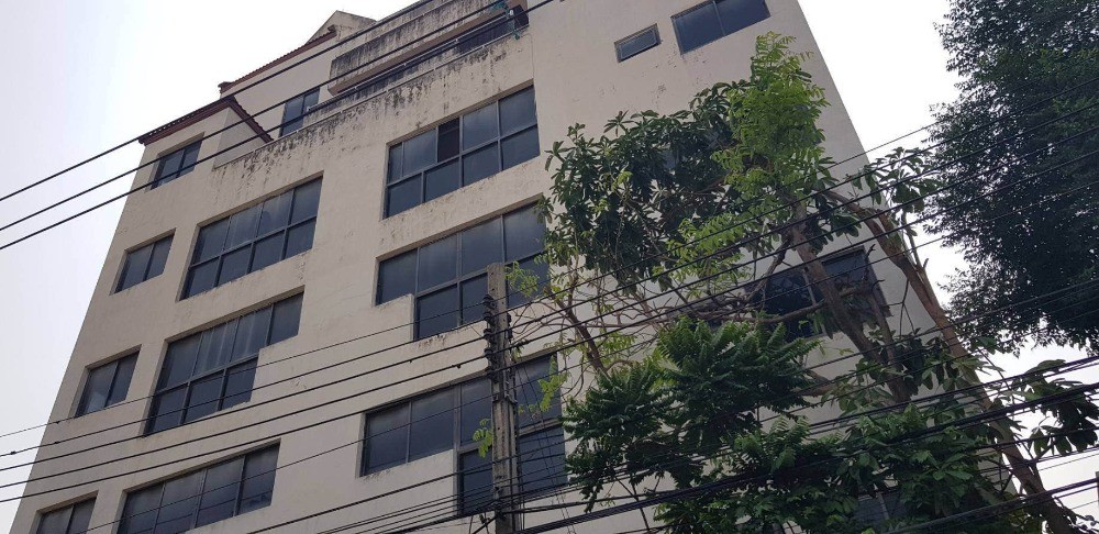  Retail Space For Sale in Phra Khanong Nuea, Vadhana, Bangkok - Image 10