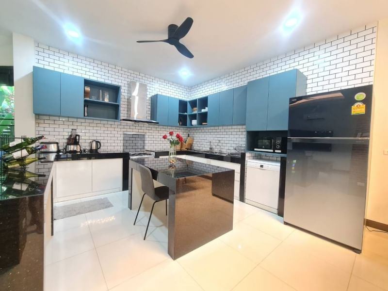 4 卧室 独立房屋  在  - Image 8