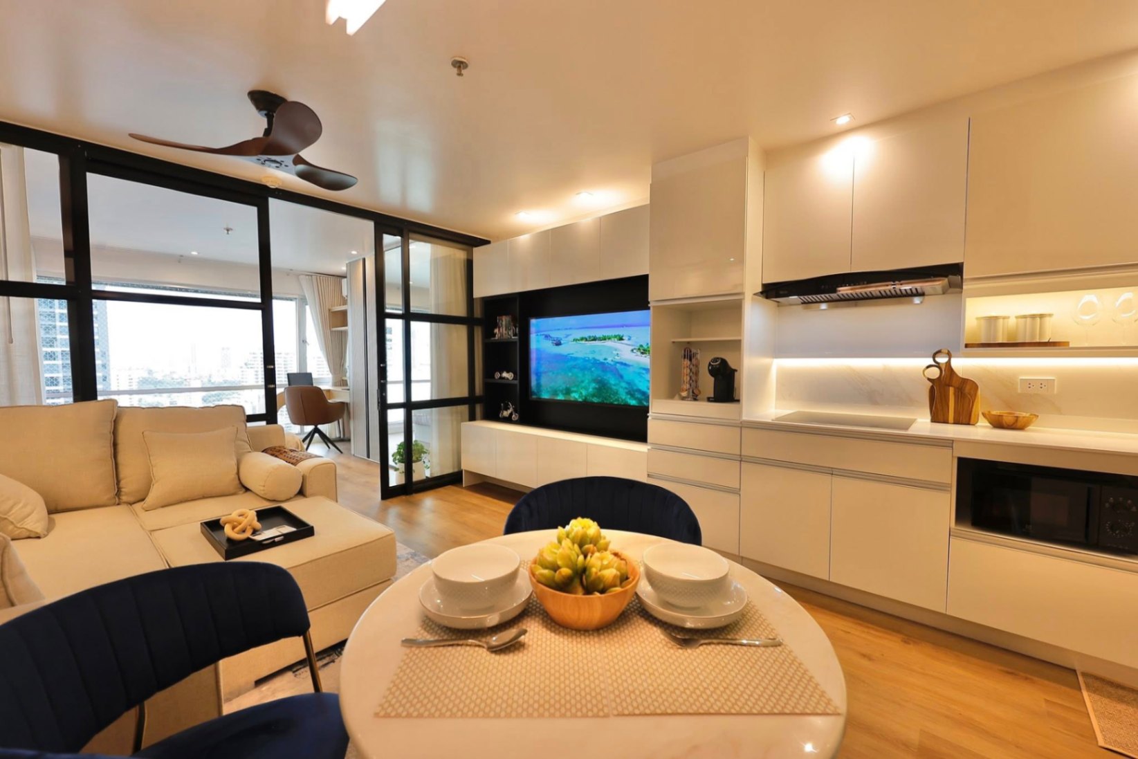 Sukhumvit Suites - Image 5