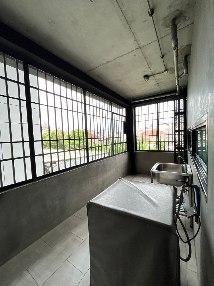 3 Bedroom Condo For Rent in Phra Khanong Nuea, Vadhana, Bangkok - Image 28