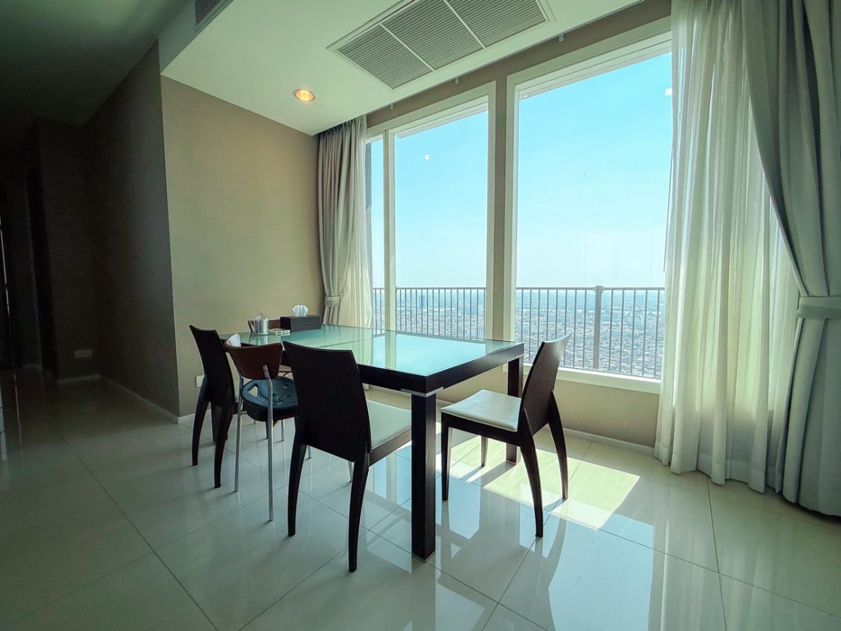 3 Bedroom Condo For Sale in Wat Phraya Krai, Bang Kho Laem, Bangkok - Image 2