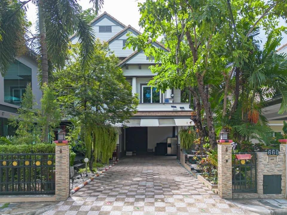 5 ห้องนอน บ้านเดี่ยว สำหรับขาย ใน สวนหลวง, สวนหลวง, กรุงเทพมหานคร - Image 1