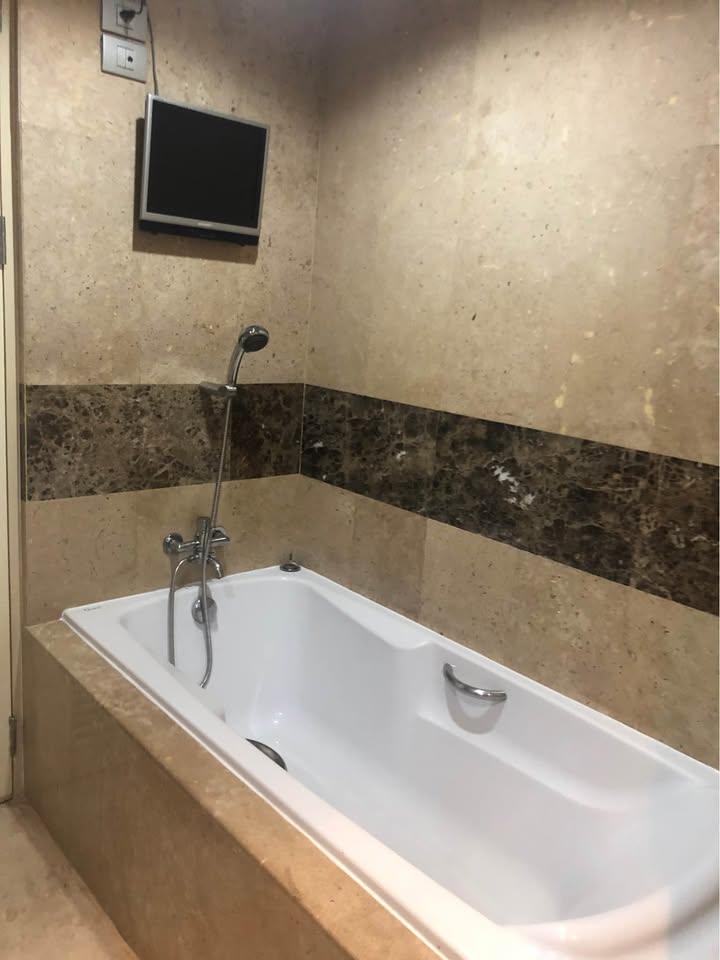 Urbana Sathon - Image 6