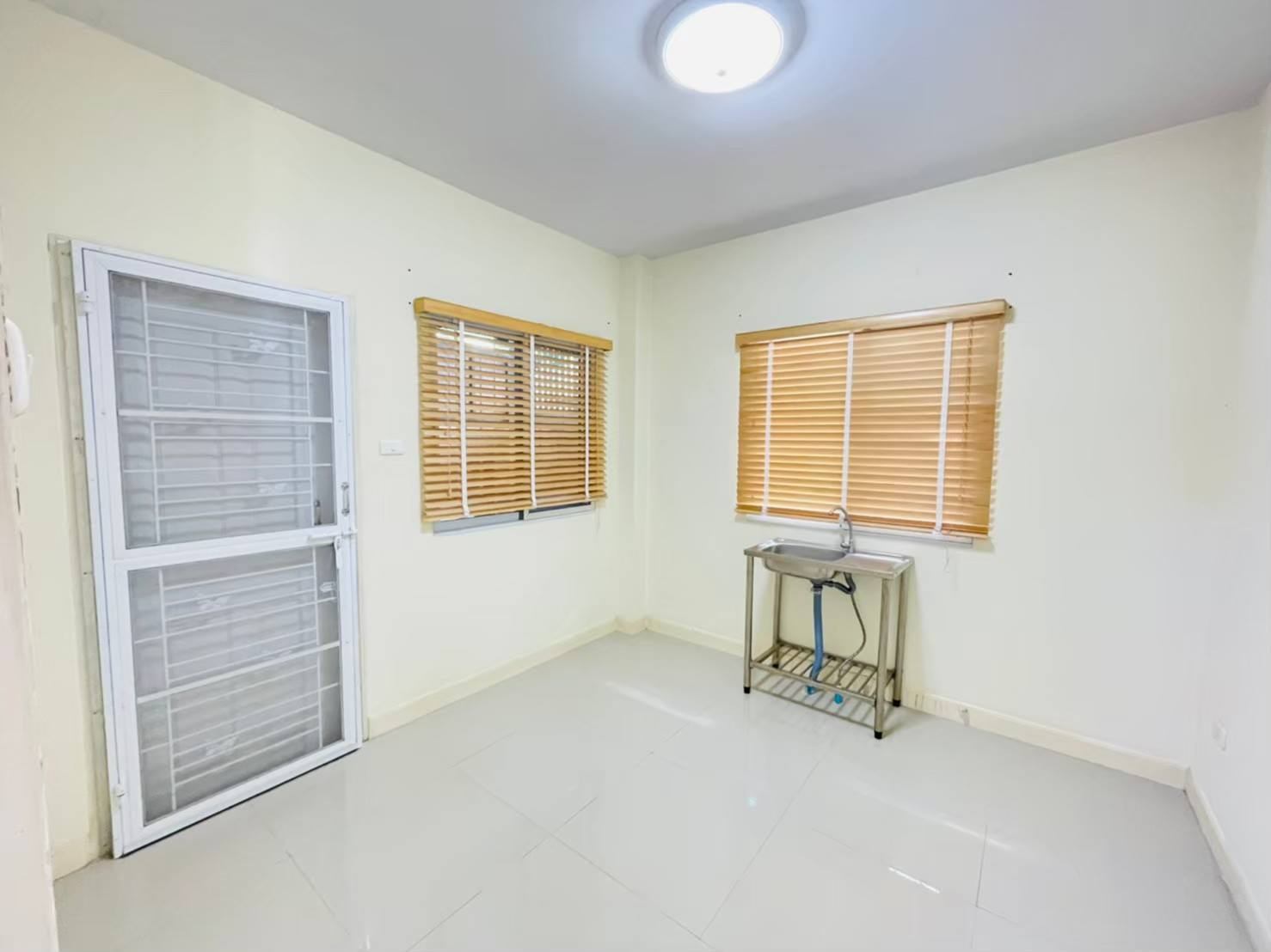 3 Bedroom House For Sale in Pa Bong, Saraphi, Chiang Mai - Image 6