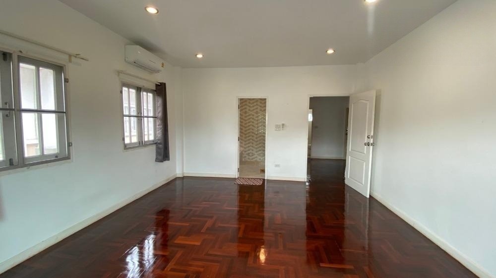 4 ห้องนอน บ้านเดี่ยว สำหรับขาย ใน สวนหลวง, สวนหลวง, กรุงเทพมหานคร - Image 22