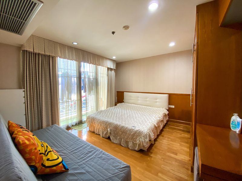 Asoke Place - Image 5