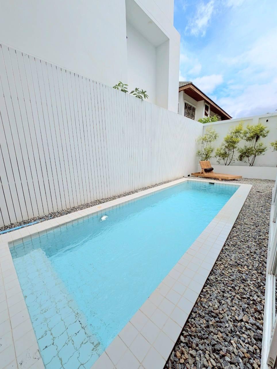 4 Bedroom Townhouse For Sale in San Phranet, San Sai, Chiang Mai - Image 2