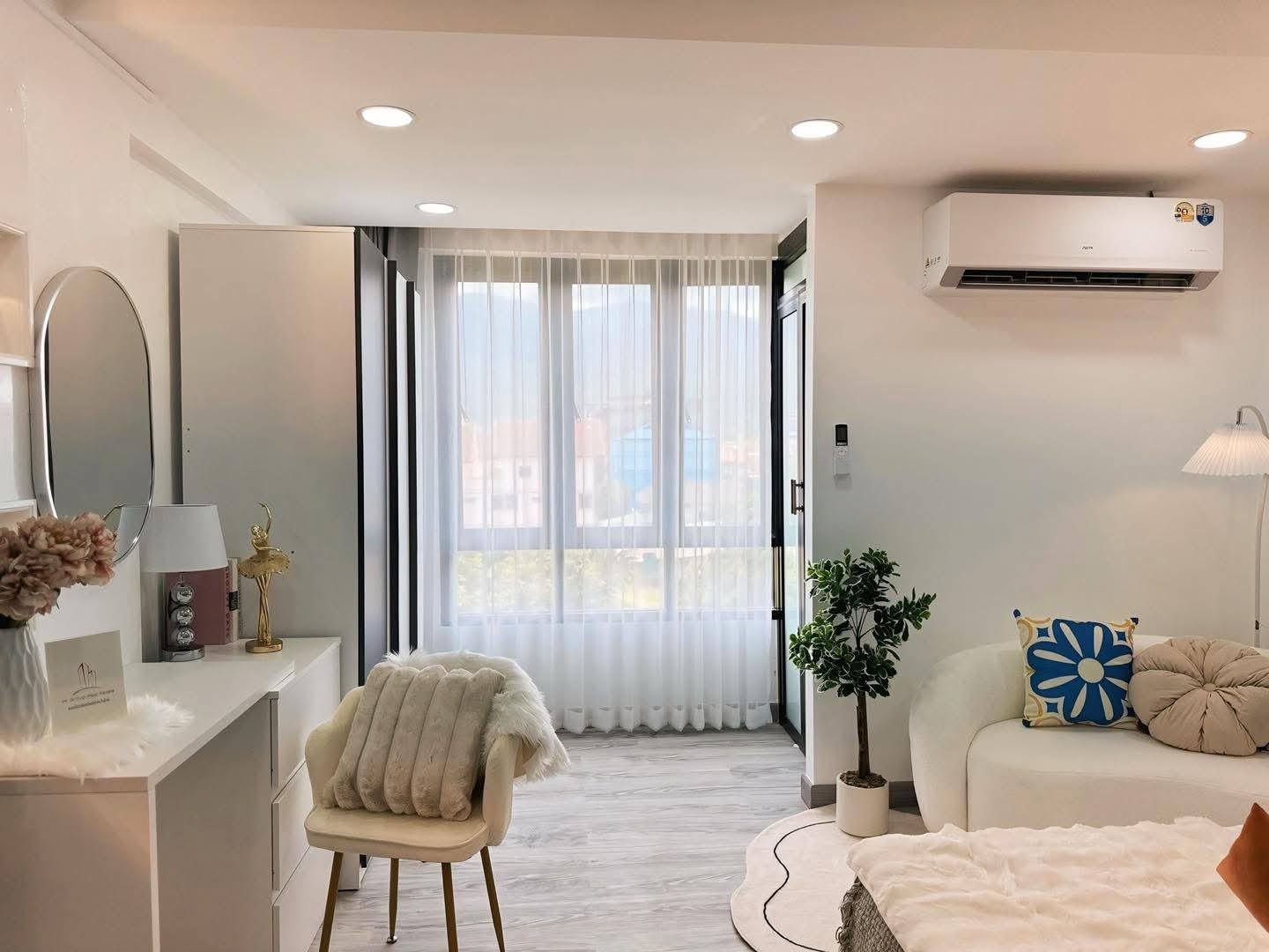 Seven Star Condominium - Image 2