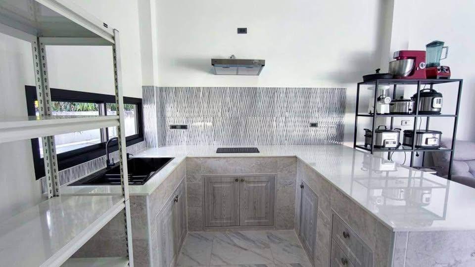 3 Bedroom House For Sale in Nong Khwai, Hang Dong, Chiang Mai - Image 8