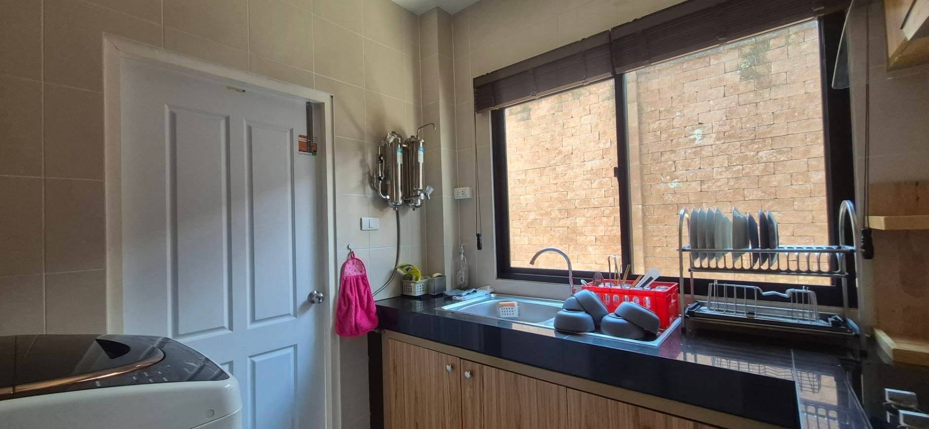 3 Bedroom House For Sale in San Phisuea, Mueang Chiang Mai, Chiang Mai - Image 3
