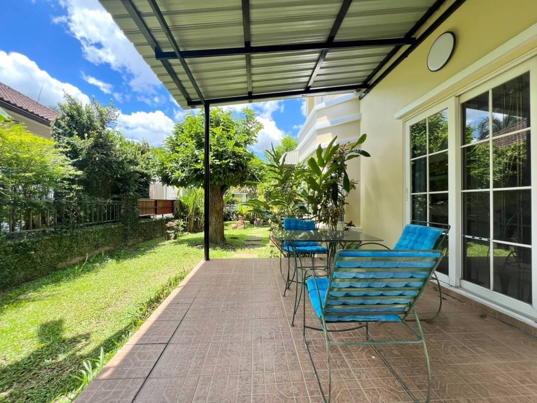 Home in Park - Image 2