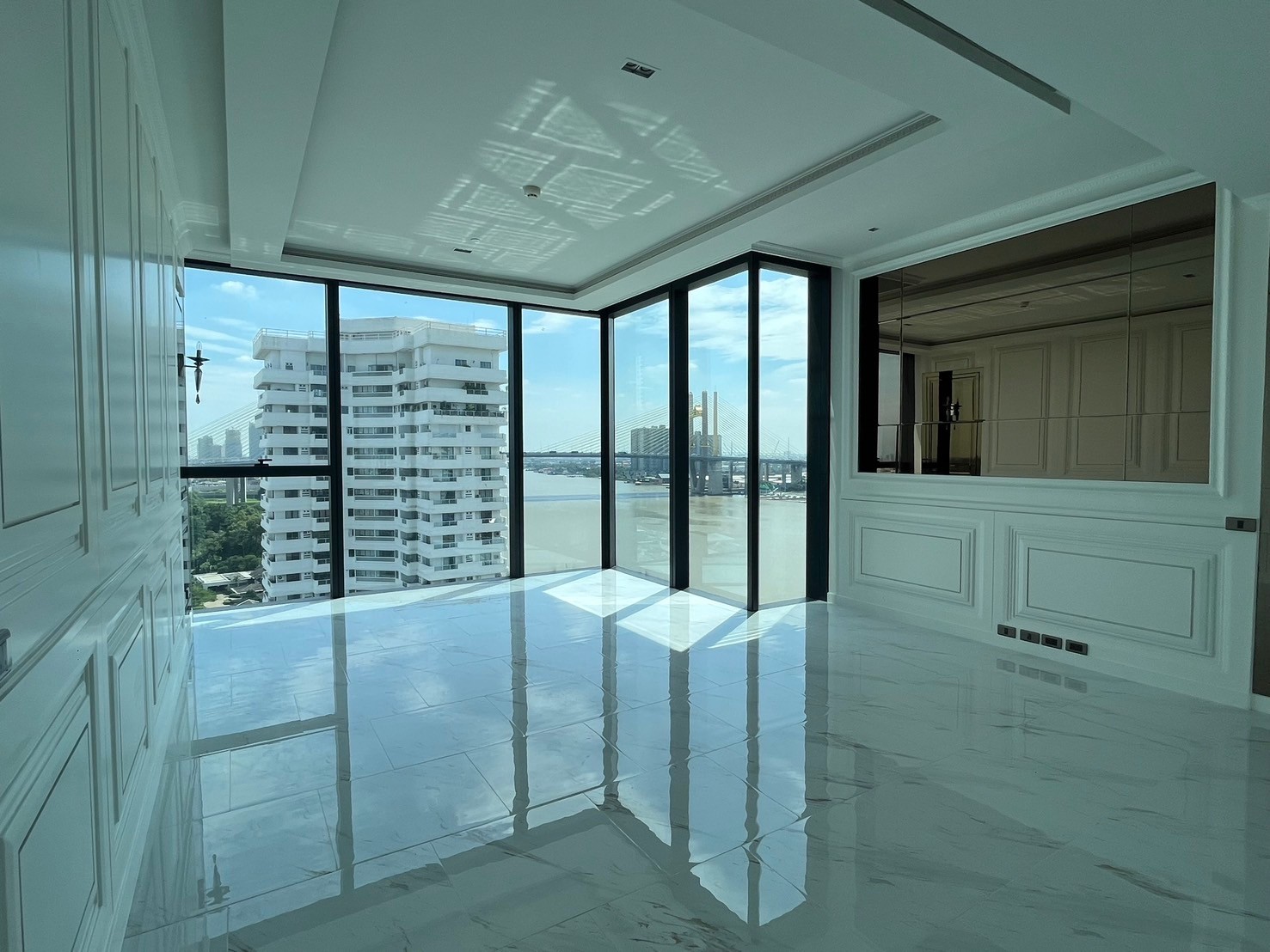 4 Bedroom Condo For Sale in Bang Khlo, Bang Kho Laem, Bangkok - Image 2