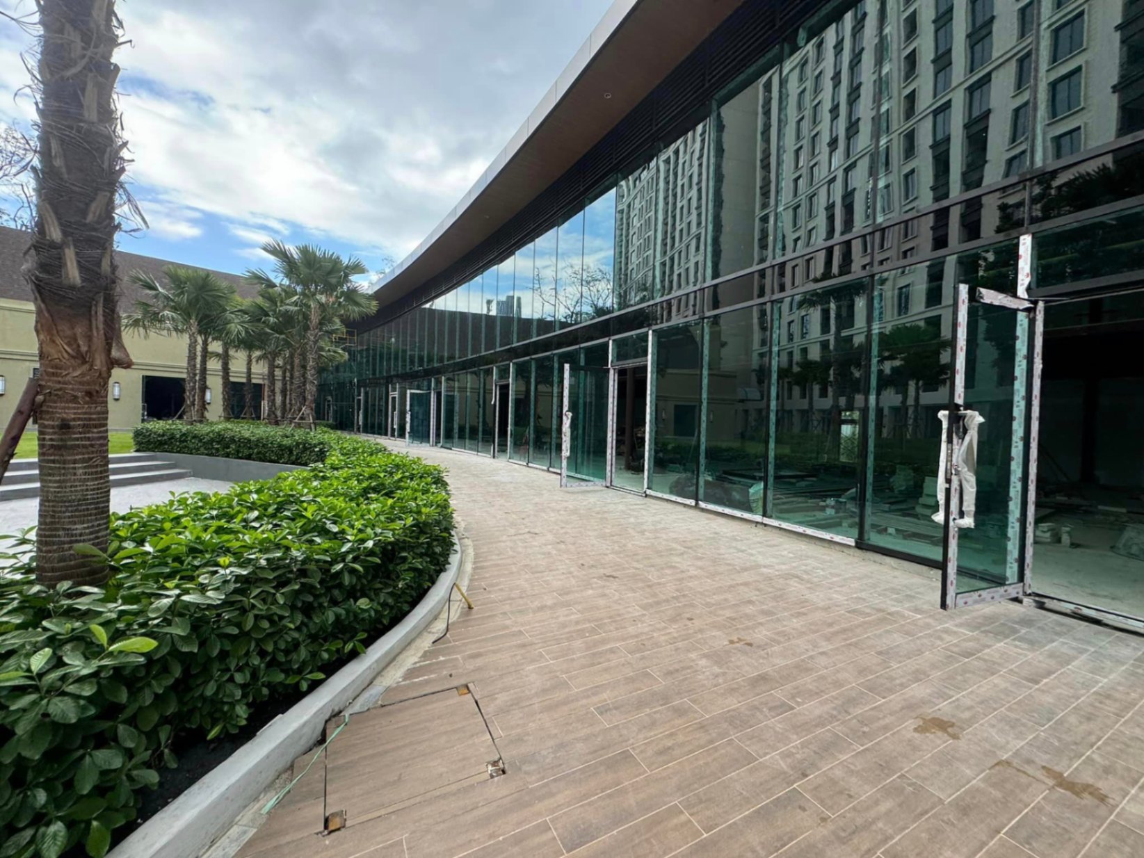  零售空间  在  - Image 5