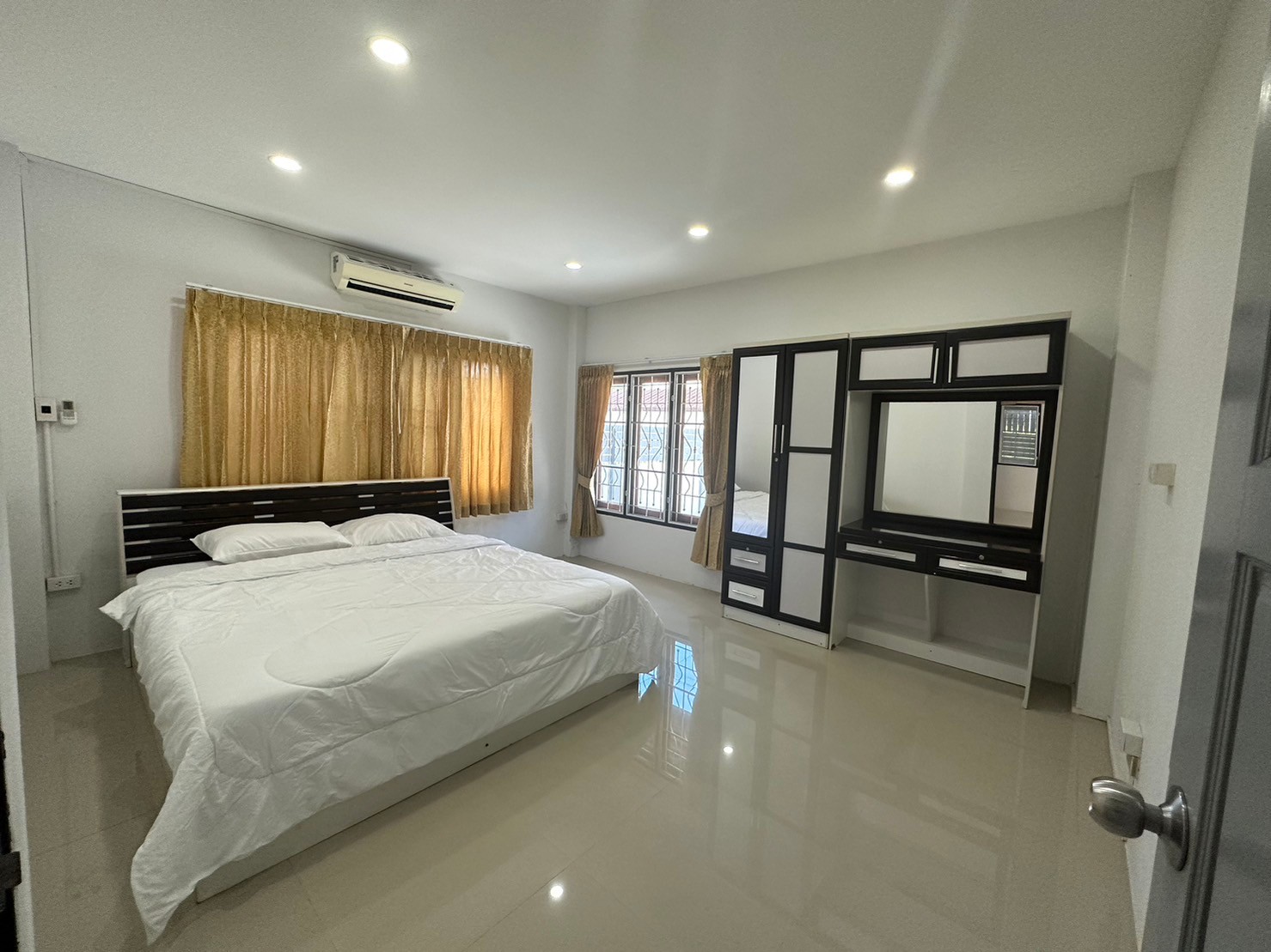 4 Bedroom House  in Tha Sala, Mueang Chiang Mai, Chiang Mai - Image 20