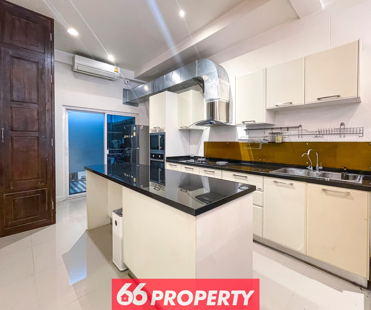 3 Bedroom Townhouse For Sale in Suthep, Mueang Chiang Mai, Chiang Mai - Image 44