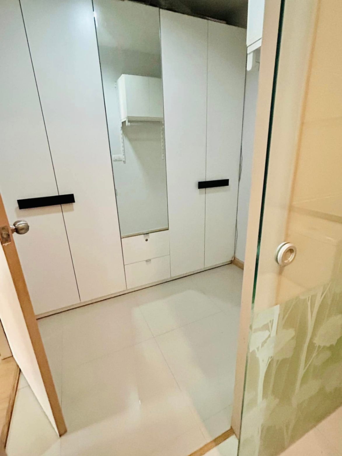 2 Bedroom Condo For Sale in Khlong Ton Sai, Khlong San, Bangkok - Image 5