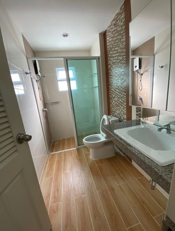 3 Bedroom House For Sale in Saphan Sung, Saphan Sung, Bangkok - Image 26