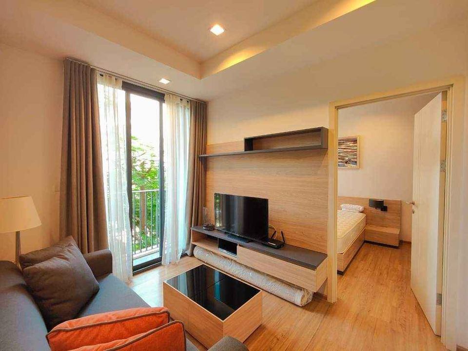 1 Bedroom Condo For Sale in Phra Khanong Nuea, Vadhana, Bangkok - Image 1