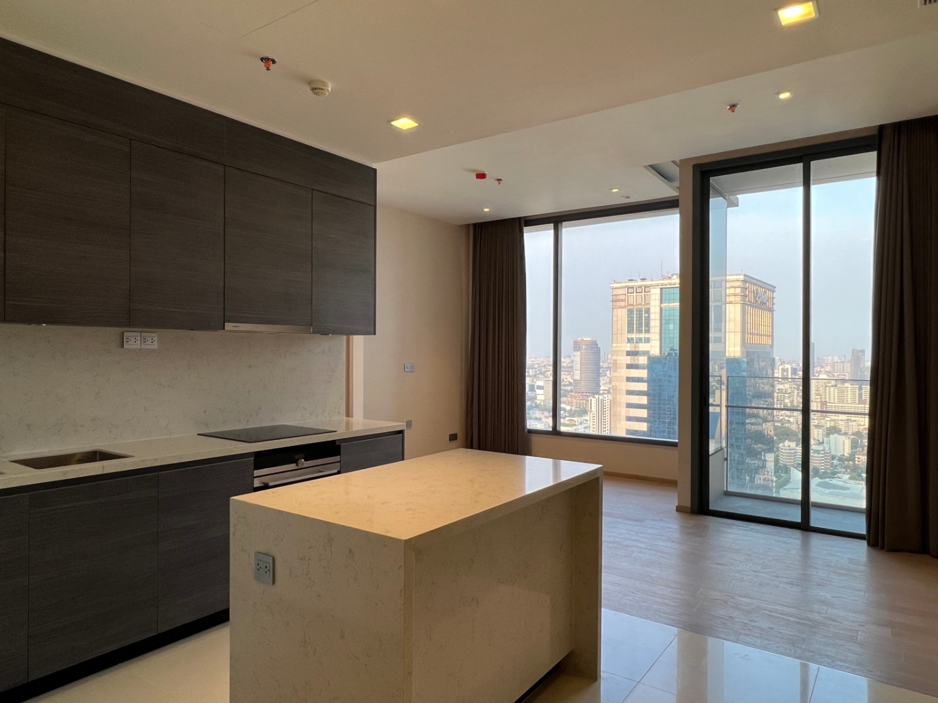 THE ESSE Asoke - Image 2