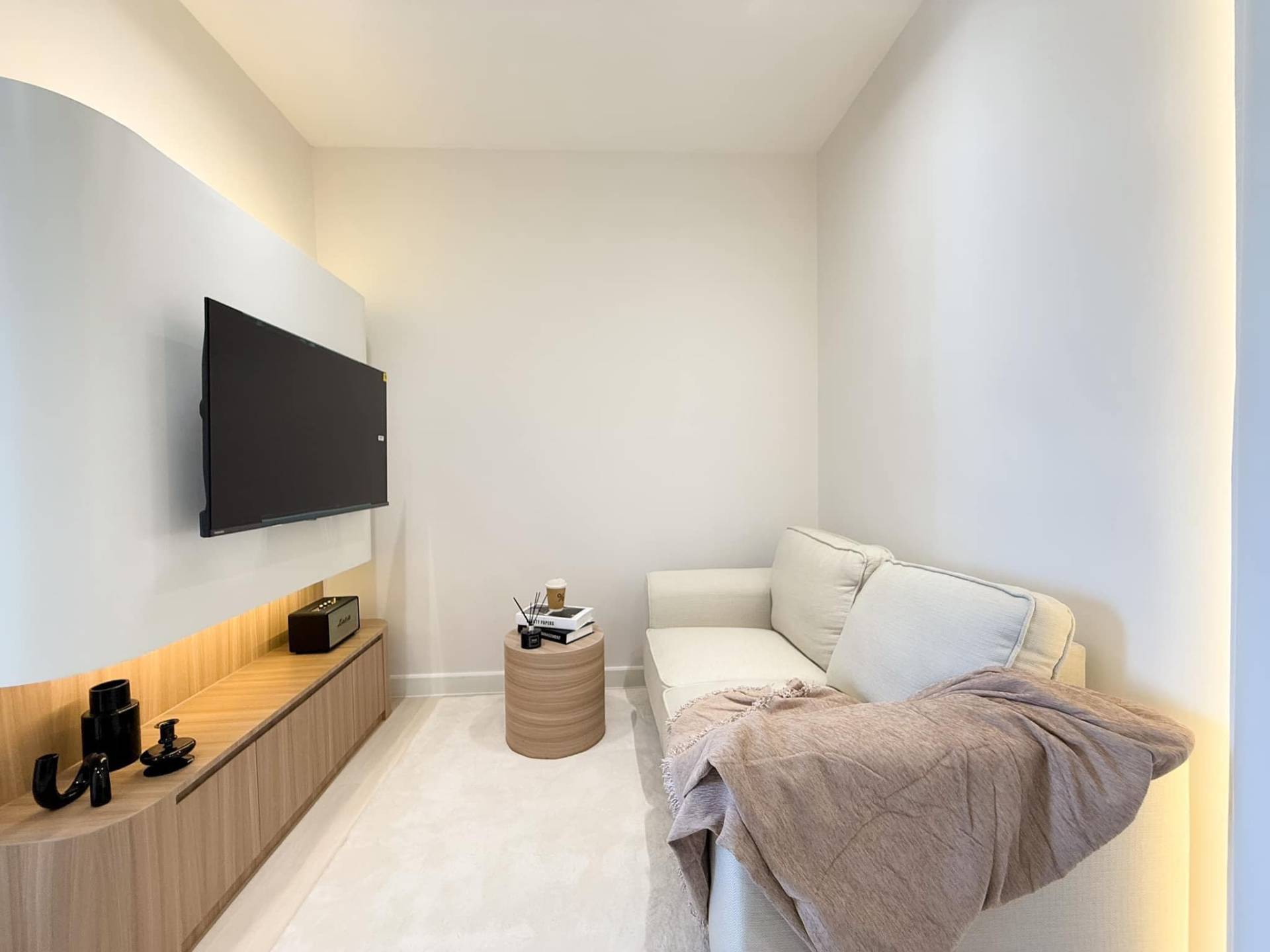 Supanich Condo - Image 2