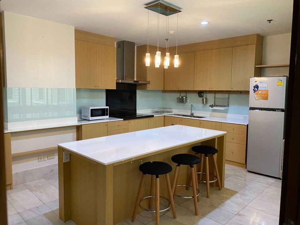 2 Bedroom Condo For Sale in Khlong Tan Nuea, Vadhana, Bangkok - Image 3
