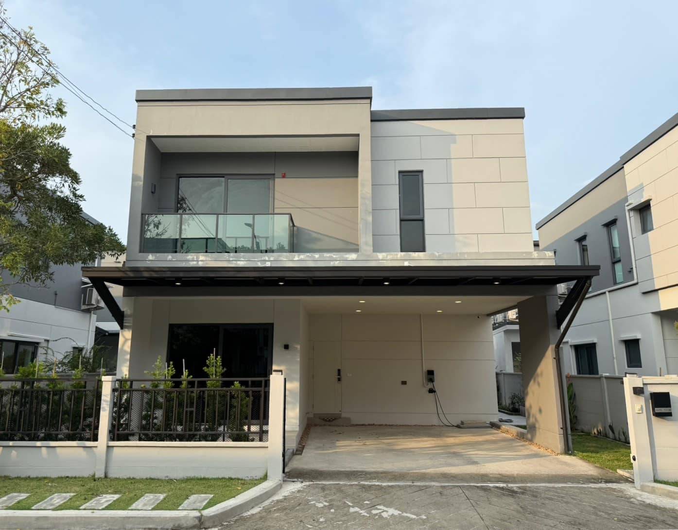 Centro Bangna - Image 1